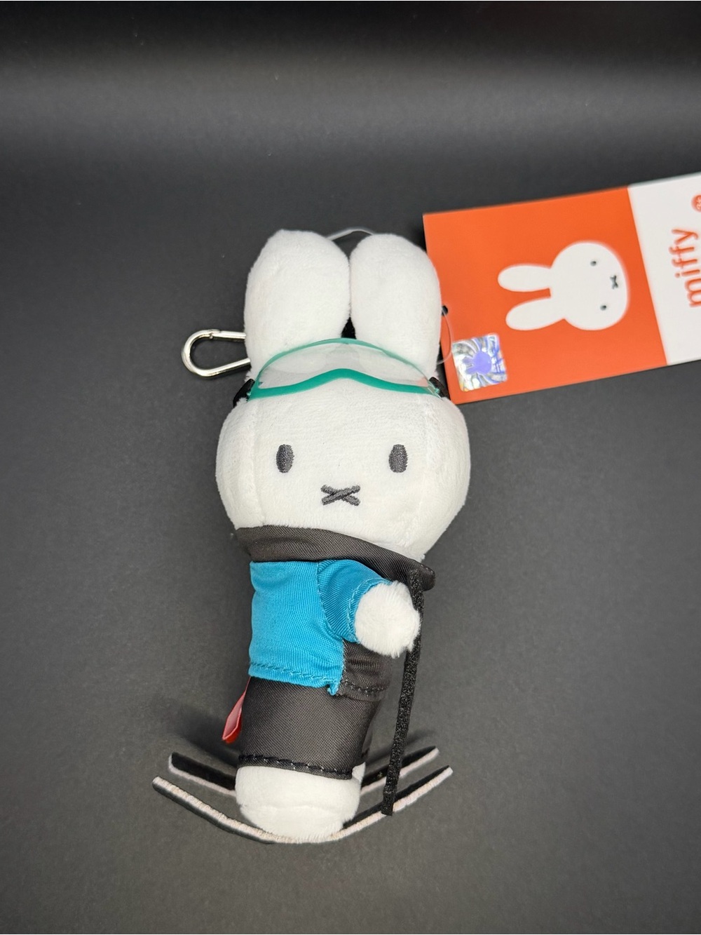 Korean Exclusive ski jumper Miffy with Plush /keychain  MF86